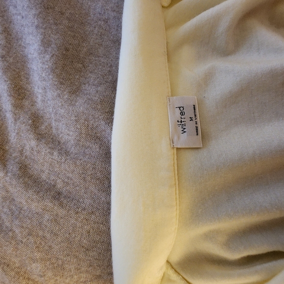 Wilfred Pose Longsleeve In Pale Yellow (MEDIUM) - Picture 8 of 9